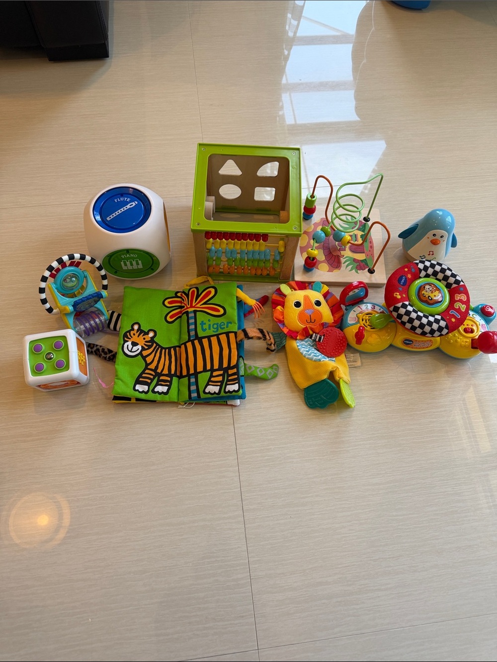 Multi-Activity Baby Toy Bundle - Munchkin Mozart Music cube included Vtech